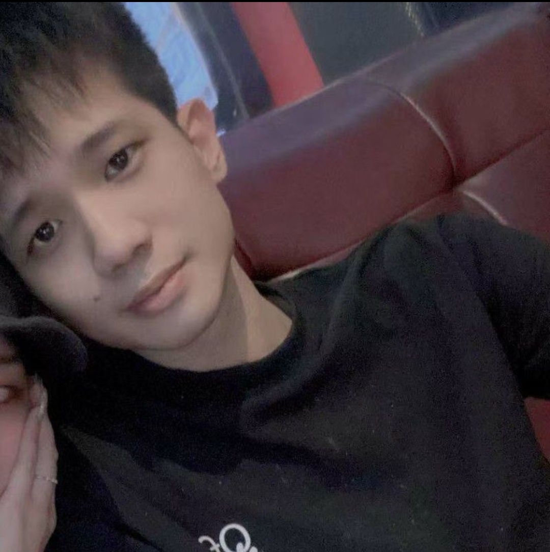 台中傳播小楊本人形象照片